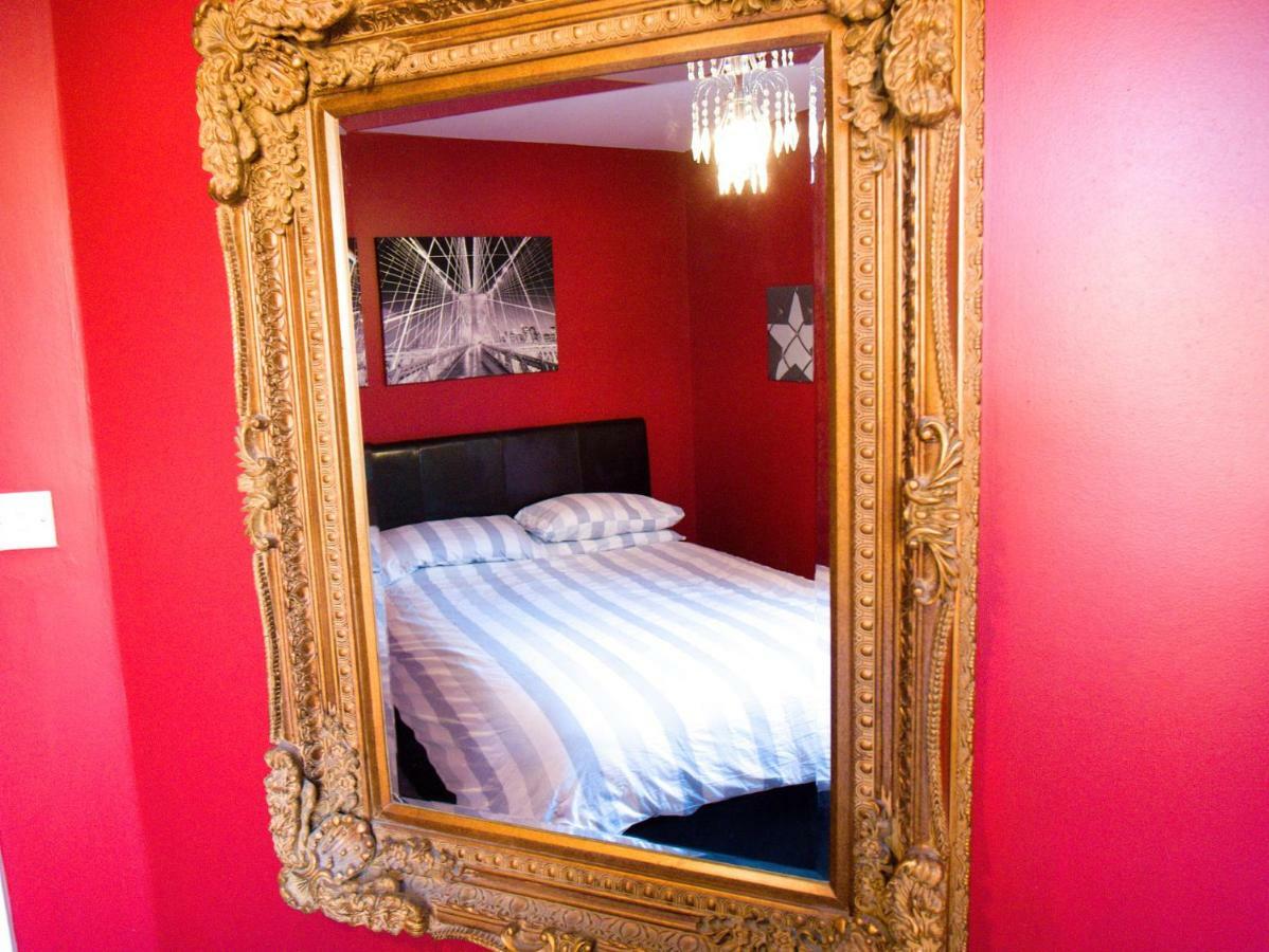 The Old Forge, Trafalgar Court ยอร์ค ภายนอก รูปภาพ